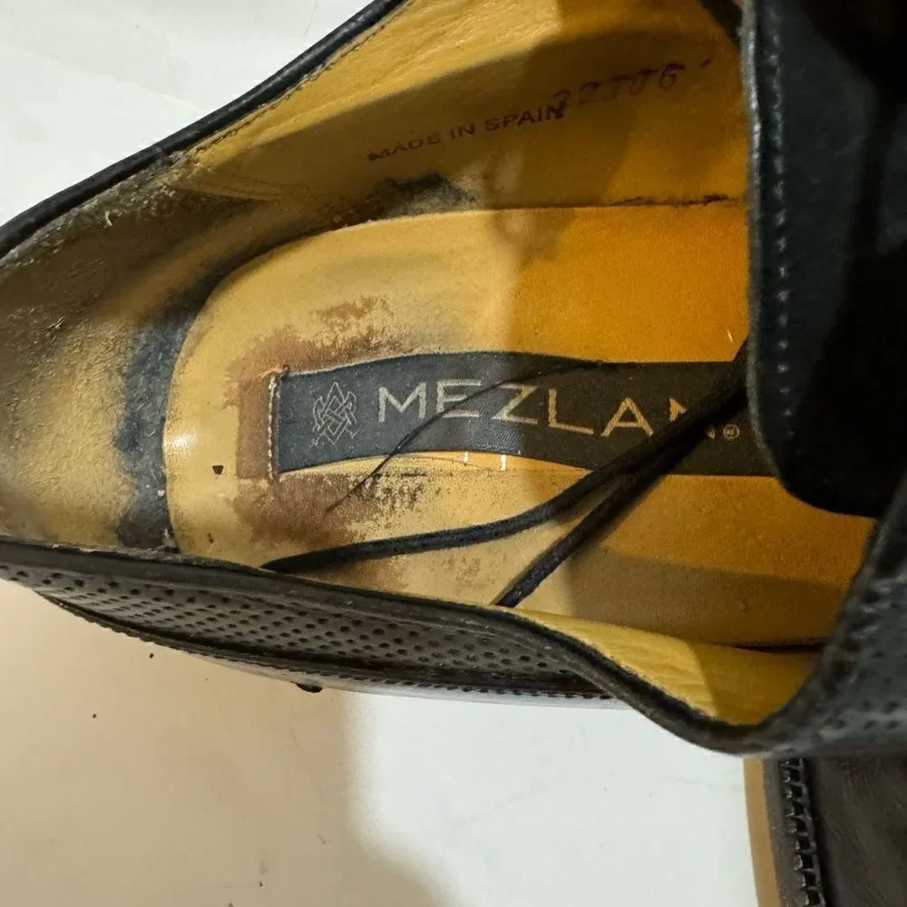 MEZLAN ' Gorgeous Black Leather men’s shoes size 9.5 M